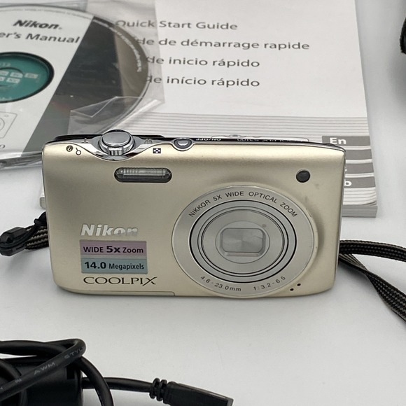 Nikon COOLPIX S3100 14.0MP Digital‎ Camera Silver Battery Charger AV  & Manual - Picture 6 of 16